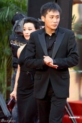 幻灯图：上海电影节星光闪耀 赵薇张柏芝辣妈吸睛