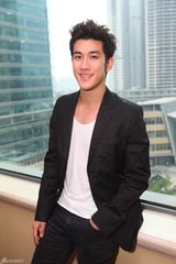 组图：新青年李治廷：某个瞬间我爱上范冰冰了