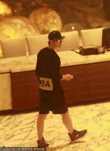 组图：黄晓明与Baby深夜赴酒店 击碎分手传闻