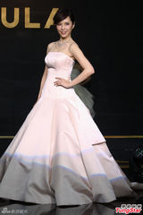 组图：天心发表不生宣言 窃喜男人缘反而变好