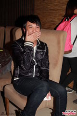 组图：梁思浩庆生频落泪 庄思敏江美仪等捧场