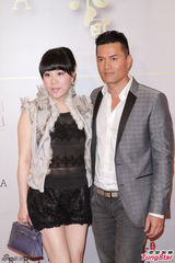 组图：刘嘉玲进军香港餐饮业 圈中友人前来捧场