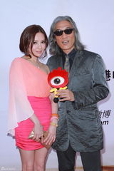 组图：众星红毯对话新浪娱乐畅谈金像奖