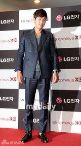 组图：《变形金刚3》韩国首映 郑雨盛(郑宇成)刘雅仁出席