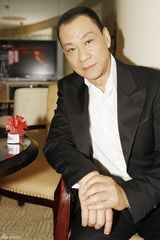 高清组图：《十月围城》群星拍大片送圣诞祝福