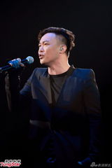 组图：陈奕迅担任演唱会嘉宾 选唱禁毒歌曲