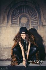 组图：艾菲嘻哈写真动感时尚霸气十足