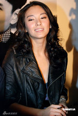 幻灯图集：张雨绮和张峻宁宣传写真集 