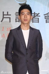 组图：井柏然在台发新辑 新歌遭抄袭坦言很委屈