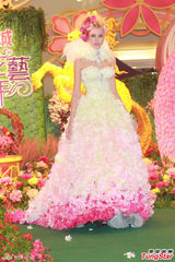 组图：安志杰不急谈恋爱 陈法拉专注事业挡姻缘