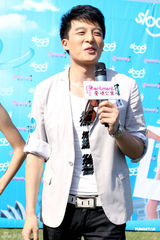 组图：《爱情公寓2》粉丝见面会 娄艺潇孙艺洲出席 