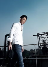 幻灯图：时尚男魔头朱泳腾 气质男人成熟阳刚