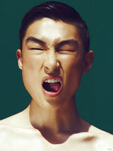 组图：韩裔小眼丑帅男模 另类东方面孔西方走红