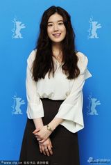 组图：《惠媛》记者会 李善均郑彩恩亮相