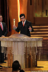 组图：韩马利、雪妮、安德尊等获杰出演员奖