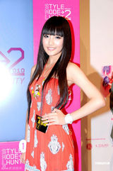 幻灯图集：熊黛林和Angalebaby性感助阵模特选秀