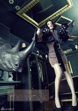 组图：秦海璐频登封面 眼神性感红唇诱人