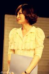 组图：方龄《胡来》剧照曝光 诠释知性电台主播