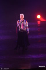 组图：郭富城个唱变型金刚舞台华丽震撼