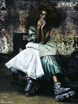 高清组图：超模莉亚登《ELLE》演绎视觉盛宴