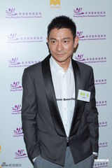 刘德华自曝电脑不存隐私 拒应拜佛求子传闻(图)