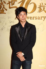 组图：陈炜自曝遭遇灵异事件 新剧演反派挑战自我