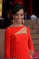 组图：女星肖恩-罗宾逊人鱼裙展性感玲珑身材