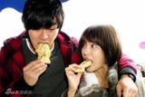 幻灯图集：韩星宋慧乔情定玄彬 盘点两人亲密合影