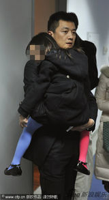 嫣然基金五周年慈善音乐会 王菲李亚鹏助阵(图)