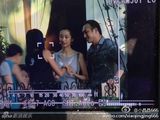 组图：王朔嫁女 冯小刚送红包赵宝刚与美女热聊