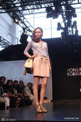 组图：陳司翰露肌肉抢镜 Jessica c性感秀身材