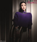 组图：蒋欣登健康杂志封面 气质优雅笑容甜美