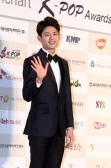 高清组图：韩国Gaon颁奖bigbang CNBLUE等亮相