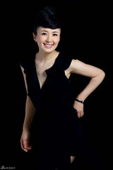 组图：杨童舒优雅写真魅力形象百变