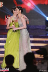 组图：胡定欣凭《拳王》获得最佳女配角奖