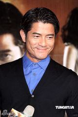 组图：郭富城拍打片保持身材 与舒淇默契如老夫老妻