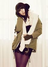 组图：韩星尹恩惠冬季写真 时尚性感不失优雅