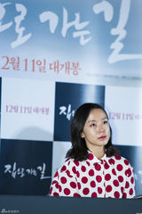 独家高清：全度妍高洙宣传新片《回家的路》