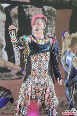 组图：罗志祥红馆热力开唱 罗妈亮相林志颖助阵