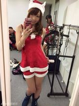 组图：波多野结衣嘟嘴卖萌 身穿性感吊带狂自拍