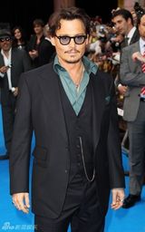 高清：《加勒比海盗4》英国首映 德普克鲁斯黑白配