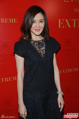 组图：刘嘉玲出席活动红唇贵气 关之琳蕾丝性感