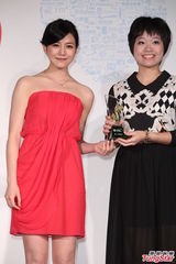 组图：陈妍希减重四公斤 期待诠释新小龙女