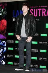 组图：南圭丽李载允等出席《LANASUTRA》展示会