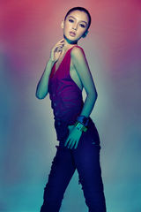 幻灯图集：《全城热恋》热映 夏永康为三主演拍写真