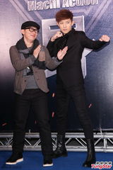 组图：陈柏霖新片《变身》首映 郭雪芙迟到致歉