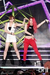 组图：EXO、f(x)等献唱大韩民国庆典演唱会