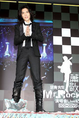 高清：萧敬腾推出“洛克先生”演唱会DVD