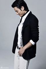 组图：李光洁个性时尚大片出炉 优质偶像变不羁型男