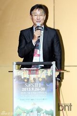 组图：金赛纶出席首尔国际微电影节骨瘦如柴